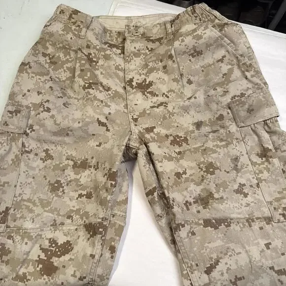 Authentic Camo Cargo utility Pants - unisex Medium Regular - Picture 6 of 7